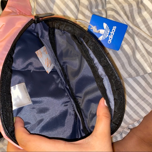 Adidas original utility crossbody waist Fanny pack - Picture 6 of 6